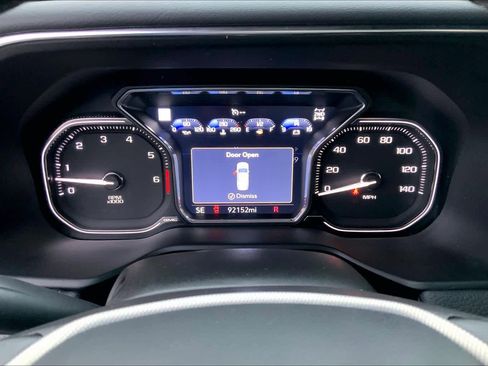 Used 2021 GMC Yukon XL Denali image 25