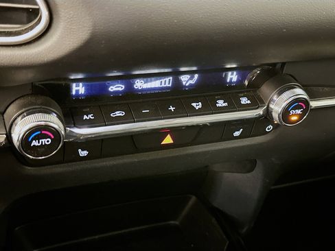 Used 2025 MAZDA CX-30 AWD 2.5 S w/ Preferred Package image 24