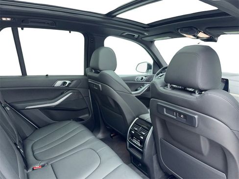 Used 2022 BMW X5 sDrive40i w/ Premium Package image 52