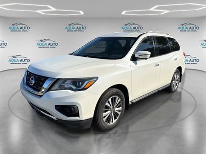 Used 2019 Nissan Pathfinder SL