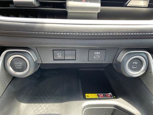 Used 2024 Toyota Grand Highlander Limited image 26