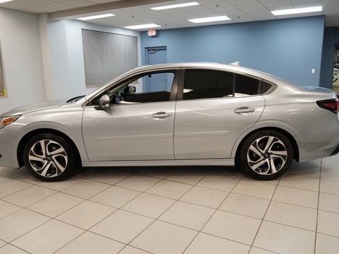 Used 2021 Subaru Legacy Limited XT image 2