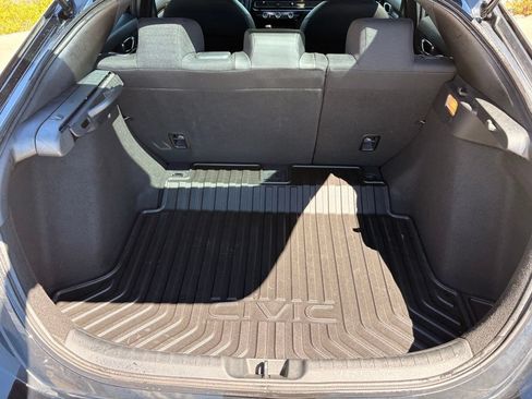 Used 2025 Honda Civic Sport image 30