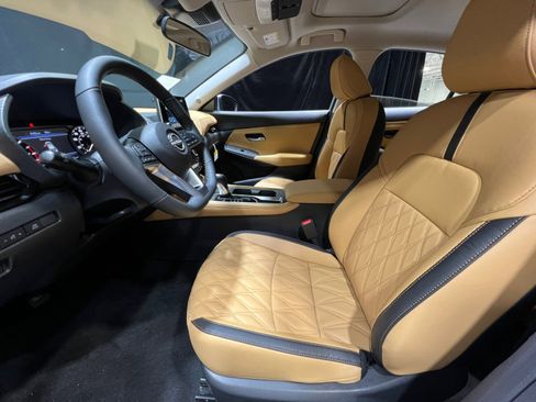 New 2025 Nissan Sentra SV w/ SV Premium Package image 32