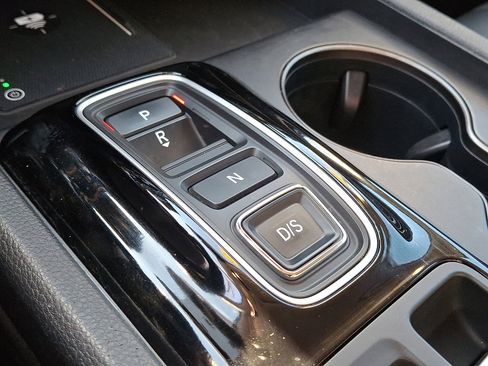 Certified 2024 Honda Pilot EX-L image 17