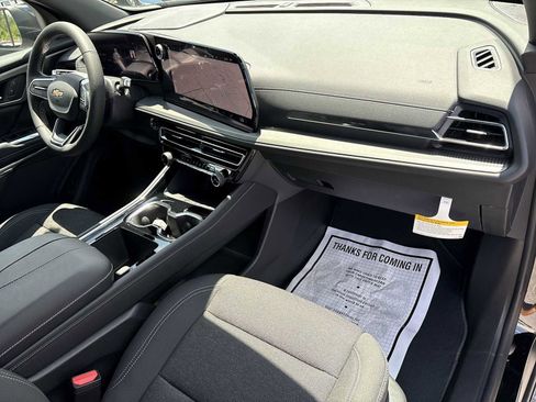 New 2026 Chevrolet Traverse LT FWD image 28