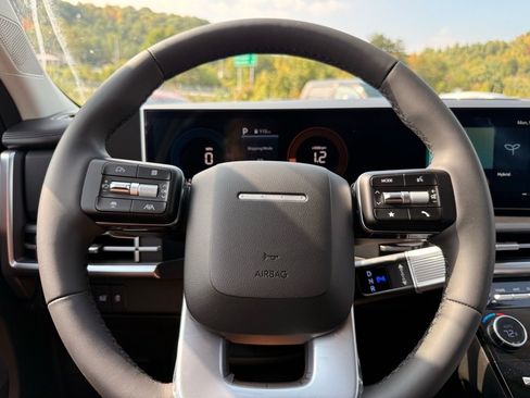 New 2026 Hyundai Santa Fe SE image 11