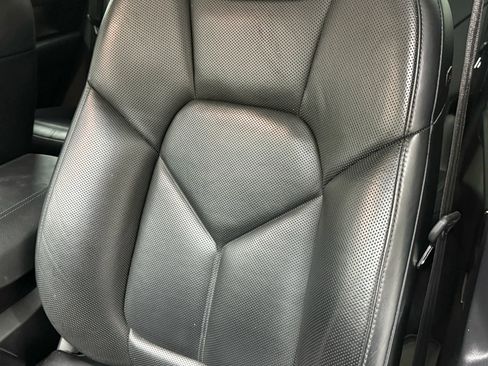 Used 2018 Porsche Cayenne Platinum Edition image 32