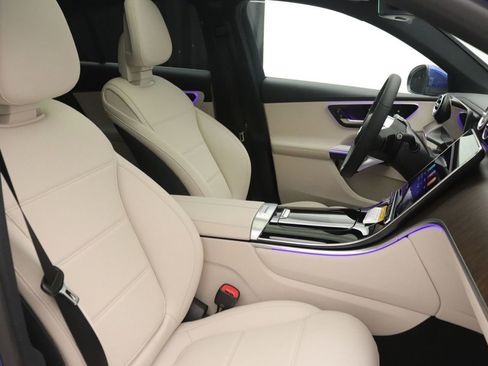 New 2026 Mercedes-Benz GLC 300 GLC 300 Coupe image 9