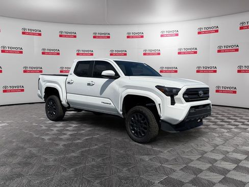 Used 2026 Toyota Tacoma SR5 AWD/4WD image 1