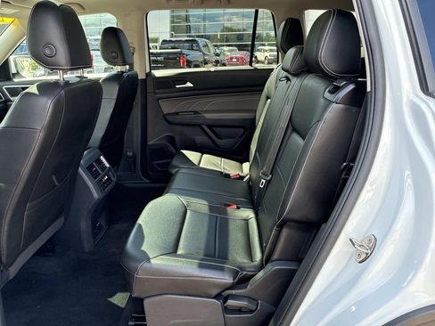 Used 2023 Volkswagen Atlas SE AWD/4WD image 15