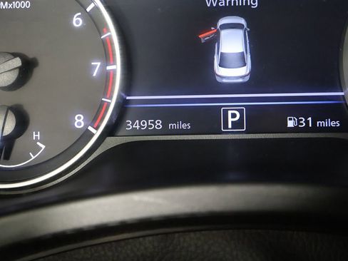 Used 2024 Nissan Sentra SV FWD image 36