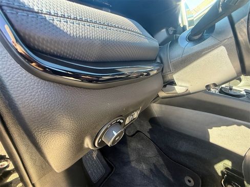 New 2026 Jeep Compass Latitude image 24