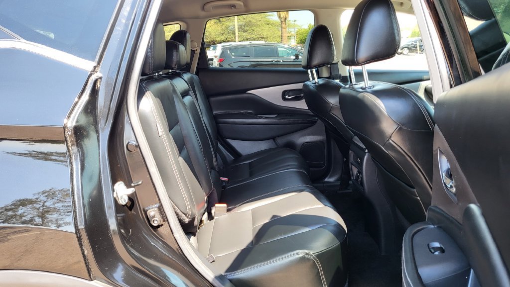 Used 2023 Nissan Murano SV w/ SV Midnight Edition Package FWD image 22