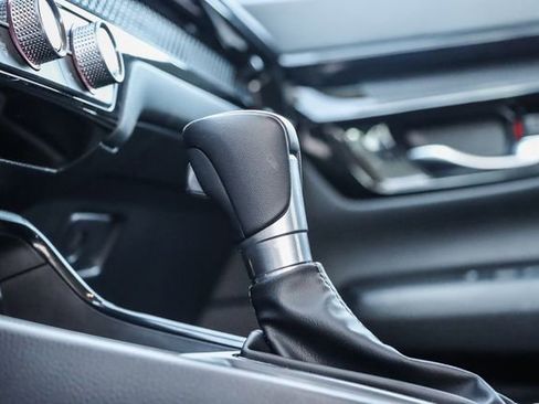 Used 2025 Honda CR-V EX-L image 24