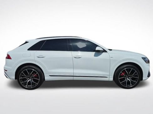 Used 2023 Audi Q8 Prestige w/ Prestige Package AWD/4WD image 4