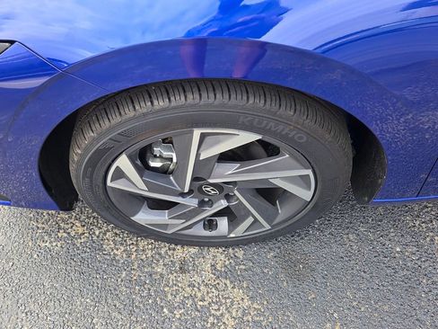 New 2025 Hyundai Elantra Sport image 16