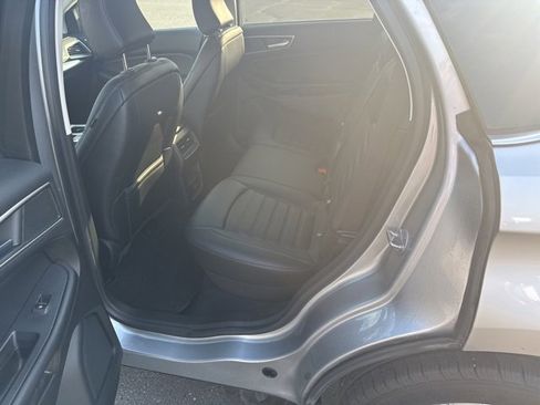 Used 2022 Ford Edge SEL w/ Class II Trailer Tow Package image 13