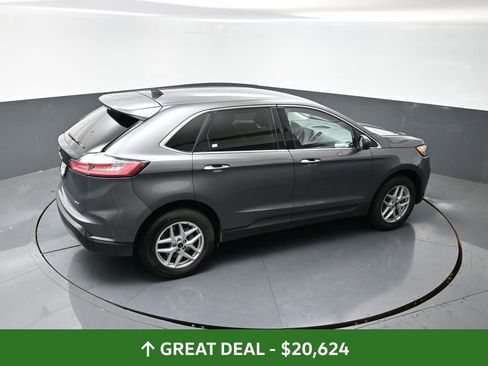 Used 2024 Ford Edge SEL image 45