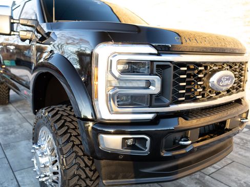Used 2024 Ford F450 Platinum w/ FX4 Off-Road Package image 27