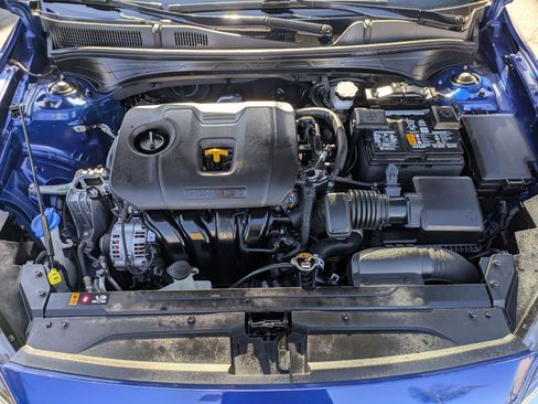 Used 2023 Kia Forte LXS image 29