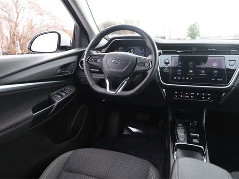 Used 2023 Chevrolet Bolt EUV LT w/ Comfort Package image 20