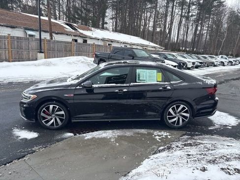 Used 2020 Volkswagen Jetta GLI image 6