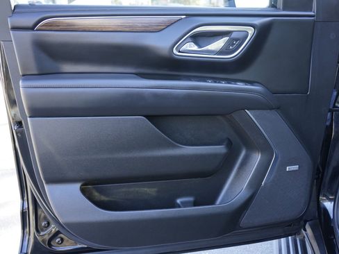 Used 2023 Chevrolet Tahoe High Country image 28