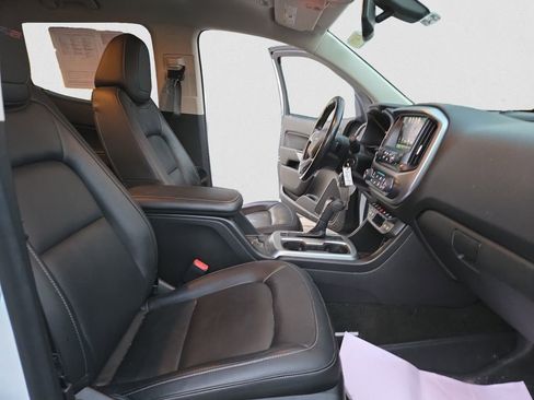 Used 2017 Chevrolet Colorado ZR2 image 10