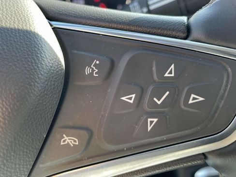 Used 2024 Chevrolet Malibu LT image 21