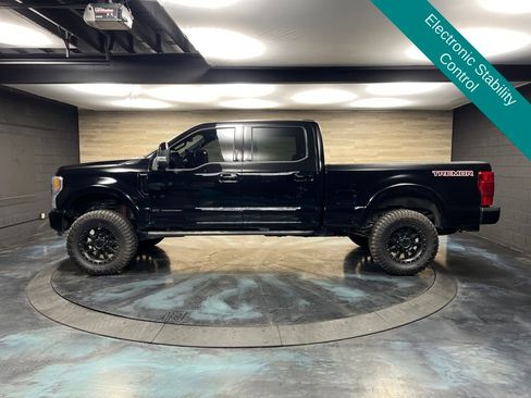 Used 2021 Ford F350 Platinum w/ Tremor Off-Road Package image 5