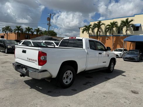 Used 2016 Toyota Tundra SR5 w/ SR5 Upgrade Package RWD image 5