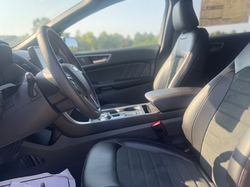 New 2024 Ford Edge ST-Line AWD/4WD image 33