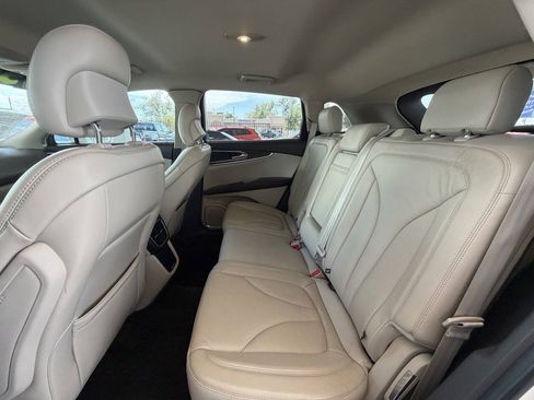 Used 2016 Lincoln MKX Select w/ Select Plus Package AWD/4WD image 14