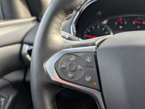 Used 2023 Chevrolet Traverse LT w/ LT Premium Package image 12