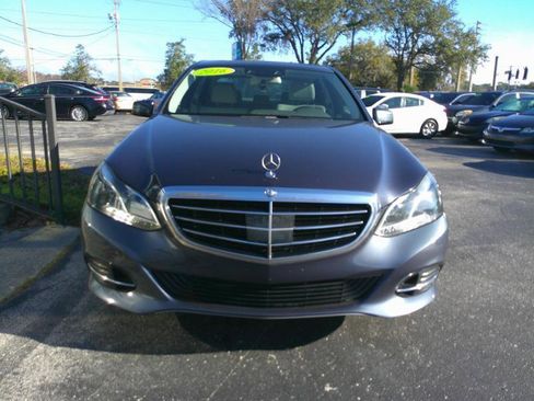 Used 2016 Mercedes-Benz E 350 Sedan w/ Premium Package image 3