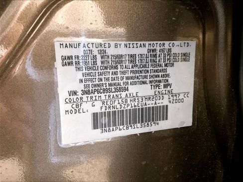 Certified 2025 Nissan Kicks SV AWD/4WD image 35