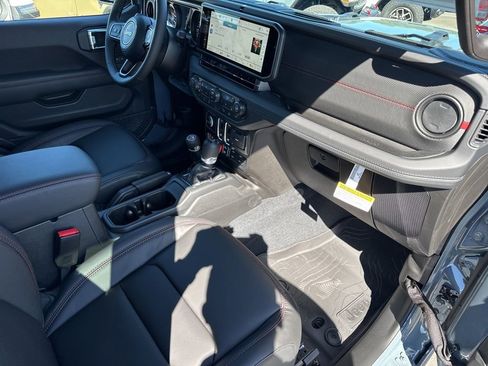 New 2026 Jeep Wrangler Rubicon AWD/4WD image 21