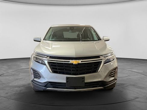 Used 2024 Chevrolet Equinox LT AWD/4WD image 2