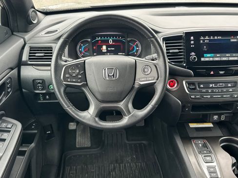 Certified 2022 Honda Pilot TrailSport image 14