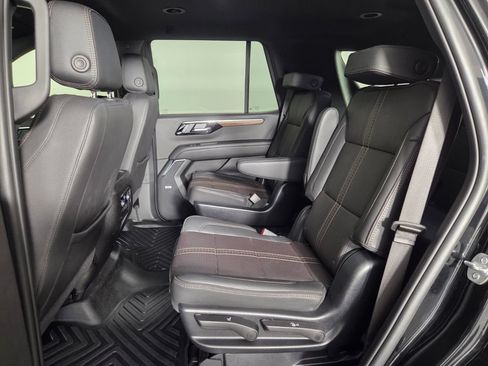 Used 2025 Chevrolet Tahoe High Country RWD image 24