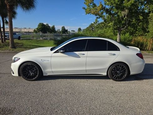 Used 2021 Mercedes-Benz C 63 AMG Sedan image 2