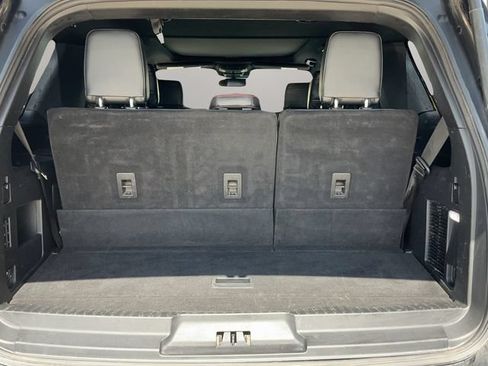 Used 2019 Ford Expedition Limited w/ Equipment Group 303A AWD/4WD image 19