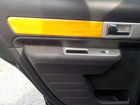 Used 2010 Lincoln MKX AWD 4dr Reserve image 24