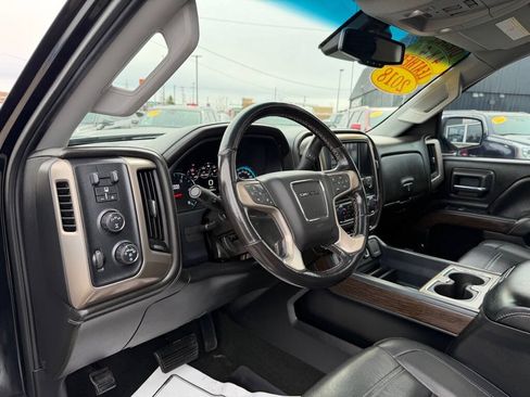 Used 2018 GMC Sierra 2500 Denali AWD/4WD image 18