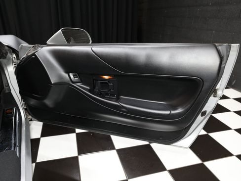 Used 1996 Chevrolet Corvette Coupe RWD image 38
