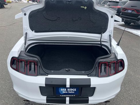 Used 2014 Ford Mustang GT RWD image 13