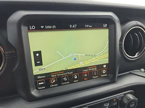 Used 2022 Jeep Wrangler Unlimited Sahara AWD/4WD image 24
