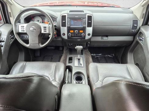 Used 2016 Nissan Frontier PRO-4X w/ Pro-4x Luxury Package AWD/4WD image 18