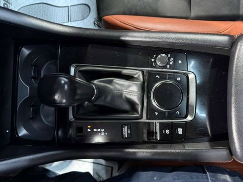 Used 2024 MAZDA MAZDA3 s image 17